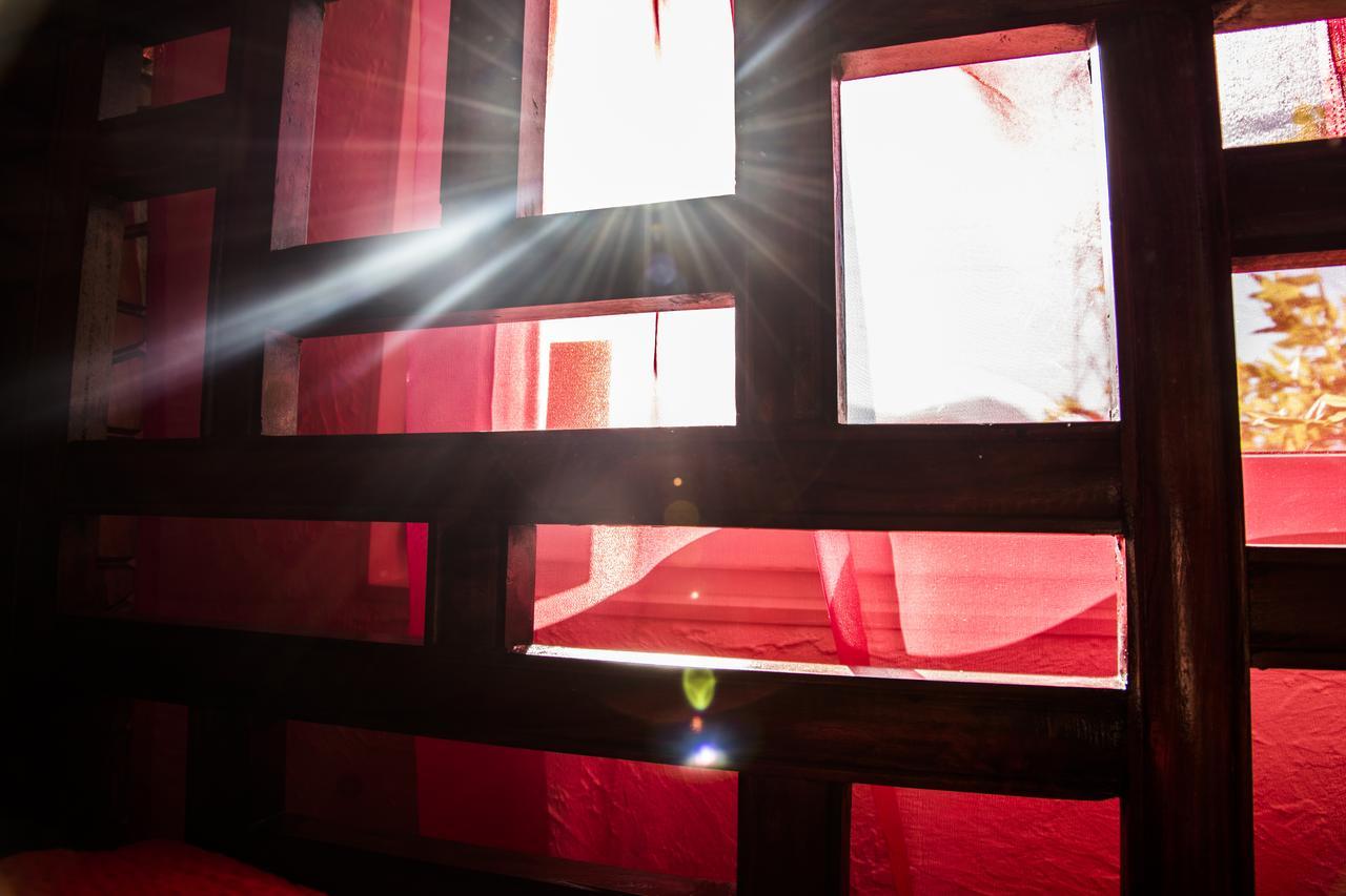Crazy Lounge BnB Aigle Zewnętrze zdjęcie