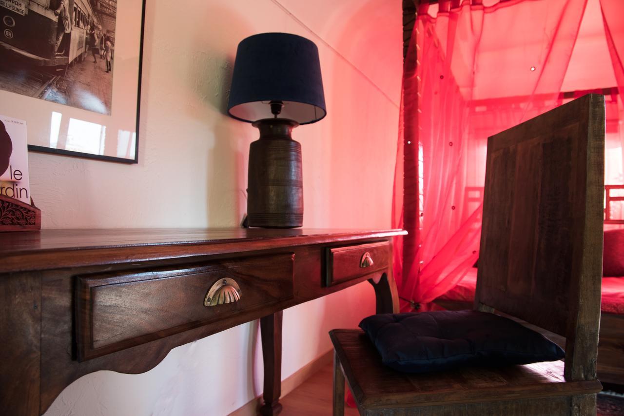 Crazy Lounge BnB Aigle Zewnętrze zdjęcie