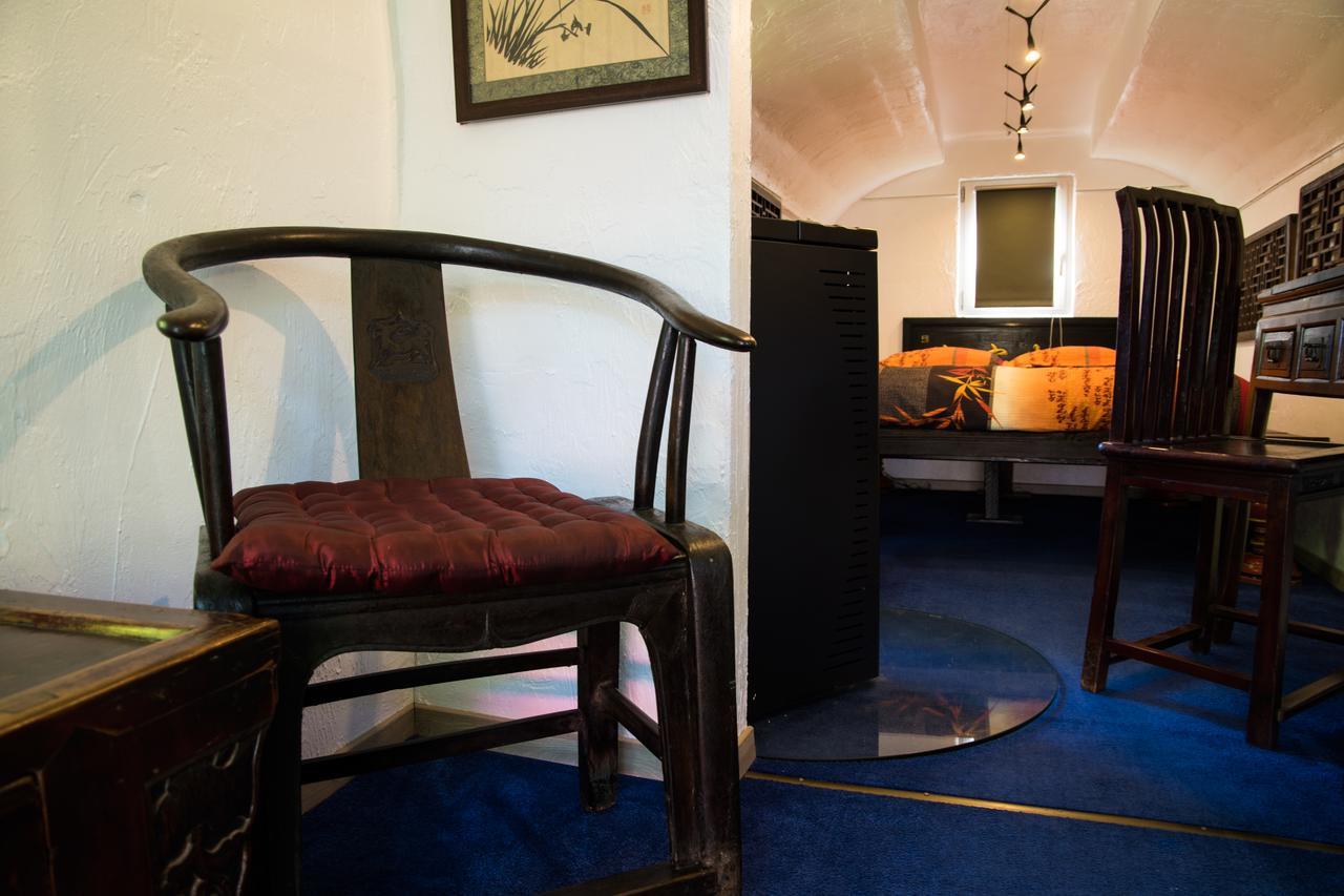 Crazy Lounge BnB Aigle Zewnętrze zdjęcie